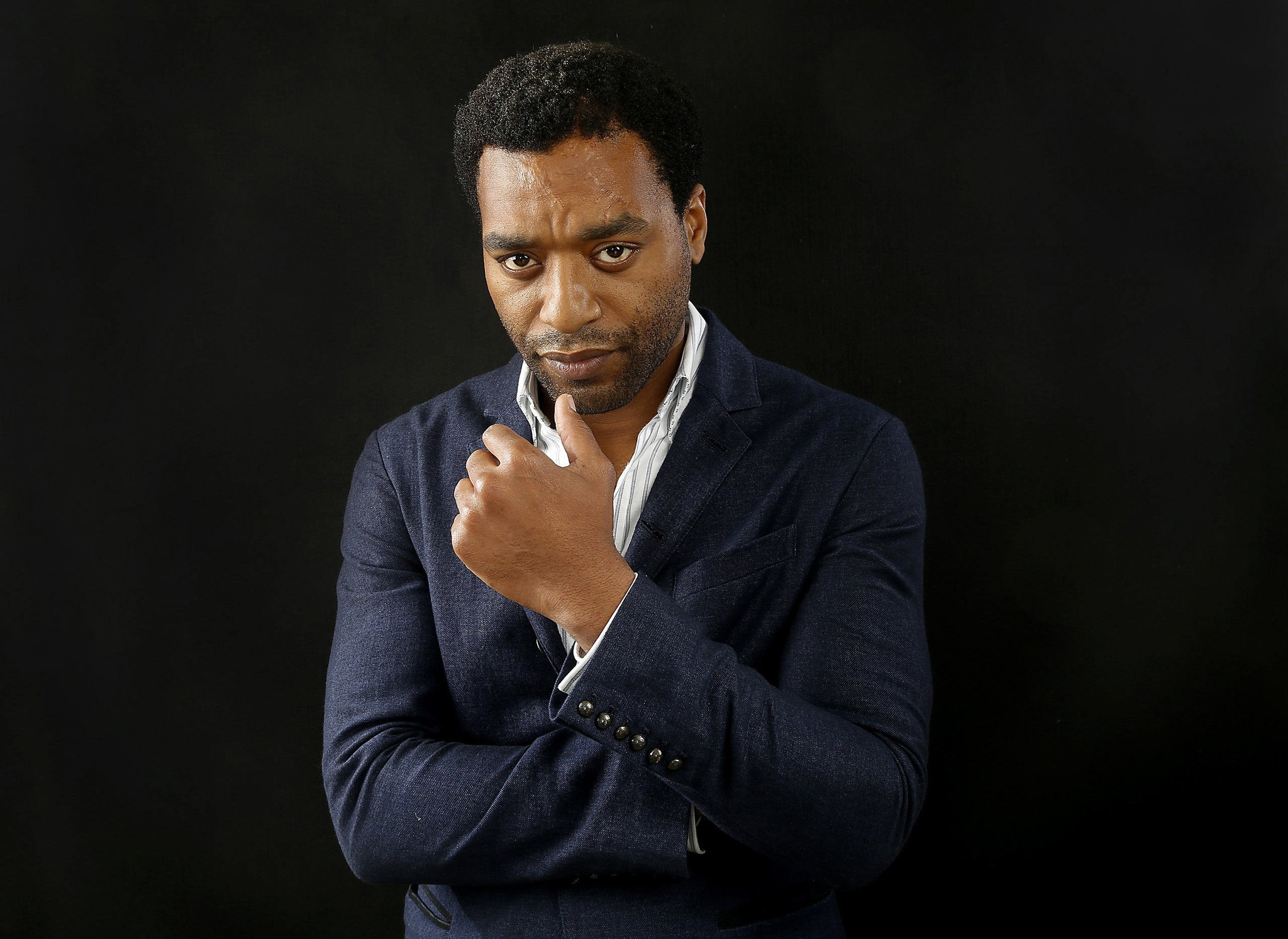 ENVELOPE STORY FOR DECEMBER 12, 2013. DO NOT USE PRIOR TO PUBLICATION**********SANTA MONICA, CA -- AUGUST 30, 2013--Chiwetel Ejiofor of the movie 12 YEARS A SLAVE, was photographed at Shutters on the Beach in Santa Monica, CA. (Kirk McKoy / Los Angeles Times)