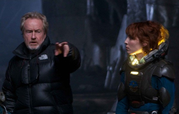 prometheus-ridley-scott-noomi-rapace1-600x383