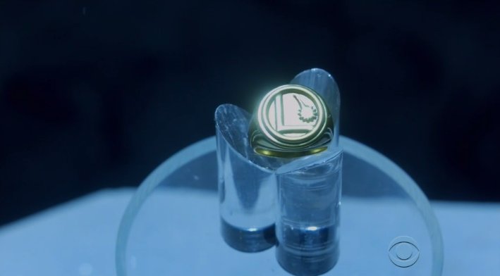 legion-of-superheroes-supergirl